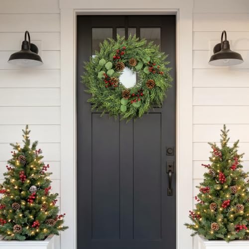 Christmas Decor, 24" Cedar Christmas Wreath with Pinecones, alternate view 6