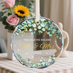 Christmas Married Ornament 2026, Wedding Gift for Couple, Mr and Mrs Marriage Gifts for Newlyweds, Bridal Shower, alternate