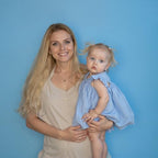 Seamless Paper Backdrop for Photography Solid Blue Backdrop Paper (106.8''x32.8' Lite Blue), alternate view 4