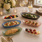 Spiralique 9.75 in Disposable Plastic Oval Serving Platters, Clear Gold Rim, BPA-Free Heavyweight Party Trays, alternate view